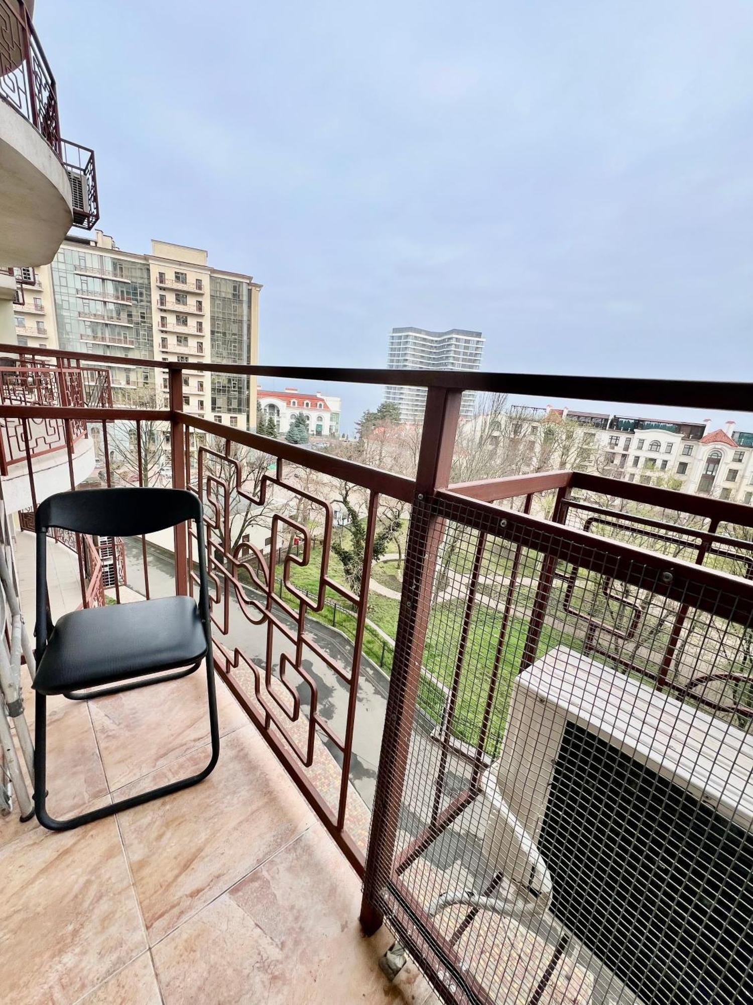 Спальня-Студия С Видом На Море И Парк Odessa Exteriör bild